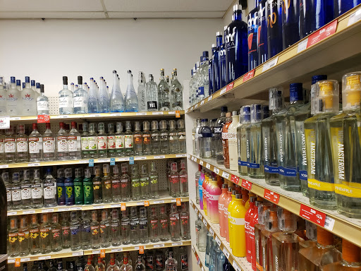 Supermarket «Giant Eagle Supermarket», reviews and photos, 4401 Mayfield Rd, South Euclid, OH 44121, USA