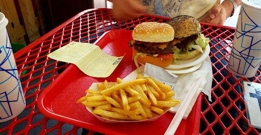 Hamburger Restaurant «Red Rabbit Drive-In», reviews and photos, 60 Benvenue Rd, Duncannon, PA 17020, USA