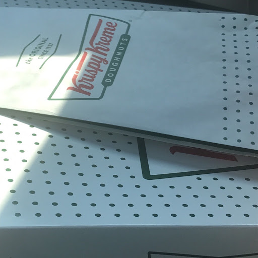 Donut Shop «Krispy Kreme», reviews and photos, 2401 Battleground Ave, Greensboro, NC 27408, USA