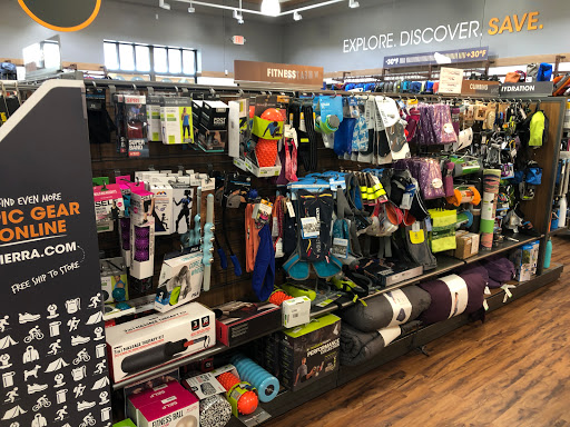 Outdoor Sports Store «Sierra Trading Post», reviews and photos, 95 Danada Square East, Wheaton, IL 60189, USA