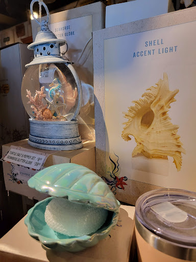 American Restaurant «Cracker Barrel Old Country Store», reviews and photos, 3840 Eagle View Dr, Indianapolis, IN 46254, USA