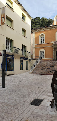 AXA Assurance et Banque Burgat G Burgat L Giner A à Bédarieux