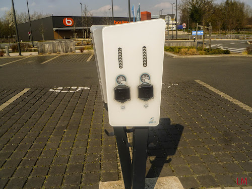 Borne de recharge de véhicules électriques Station de recharge pour véhicules électriques Fouquières-lès-Béthune