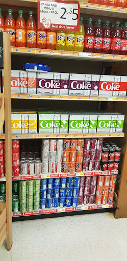 Grocery Store «Piggly Wiggly Hilton Head», reviews and photos, 1 N Forest Beach Dr, Hilton Head Island, SC 29928, USA