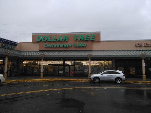 Dollar Store «Dollar Tree», reviews and photos, 1038 U.S. 9, Parlin, NJ 08859, USA