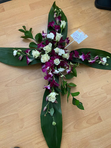 Funeral Flowers London - Florist