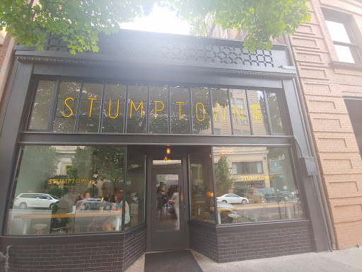 Donut Shop «Voodoo Doughnut», reviews and photos, 22 SW 3rd Ave, Portland, OR 97204, USA