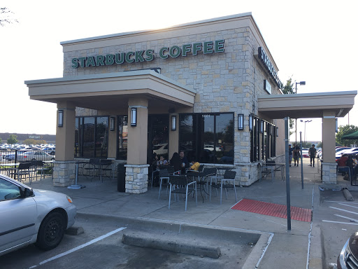 Starbucks, 1601 N Cockrell Hill Rd, Dallas, TX 75211, USA, 