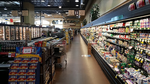 Grocery Store «Shop & Save Market», reviews and photos, 518 Metropolitan Way, Des Plaines, IL 60016, USA