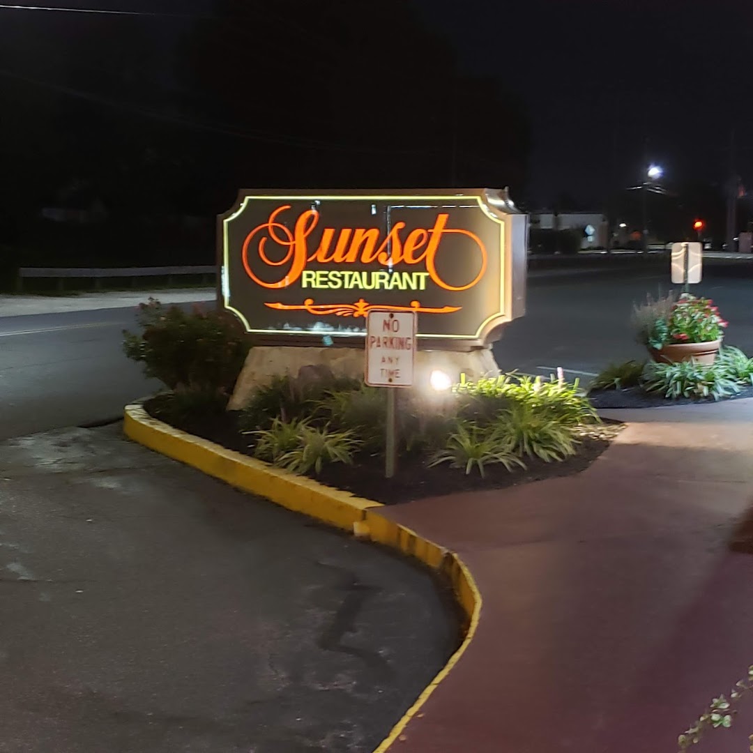 Sunset Restaurant & Lounge