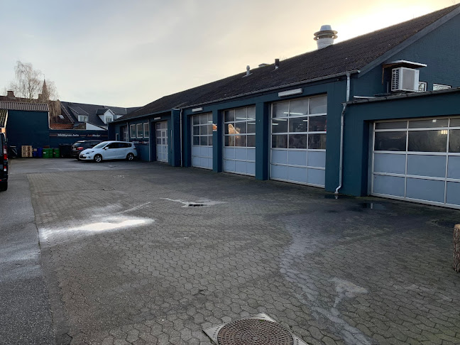 Anmeldelser af Midtbyens Auto v/Peter Svenstrup i Ikast - Autoværksted