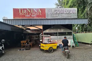El Comedor Restaurant image