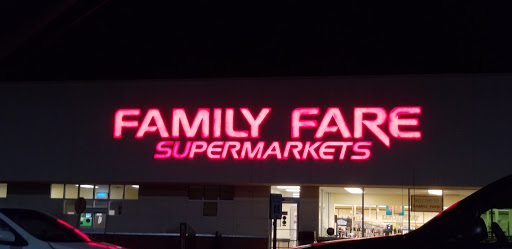 Grocery Store «Family Fare Supermarket», reviews and photos, 56151 M 51 S, Dowagiac, MI 49047, USA