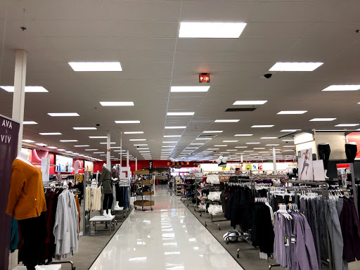 Department Store «Target», reviews and photos, 401 W Irving Park Rd, Wood Dale, IL 60191, USA