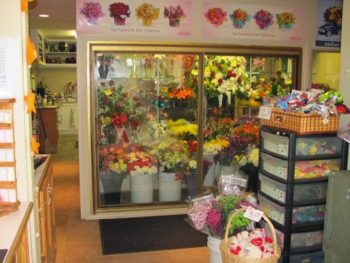 Florist «Ron & Alicia Robinson Florist», reviews and photos, 3323 Workman Mill Rd Suite B, Whittier, CA 90601, USA