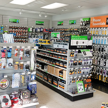 Car Battery Store «Batteries Plus Bulbs», reviews and photos, 5474 S 27th St, Milwaukee, WI 53221, USA