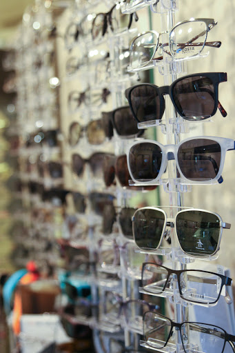 Doctor «Prado Vision Optical & Laser», reviews and photos, 7522 N Himes Ave, Tampa, FL 33614, USA