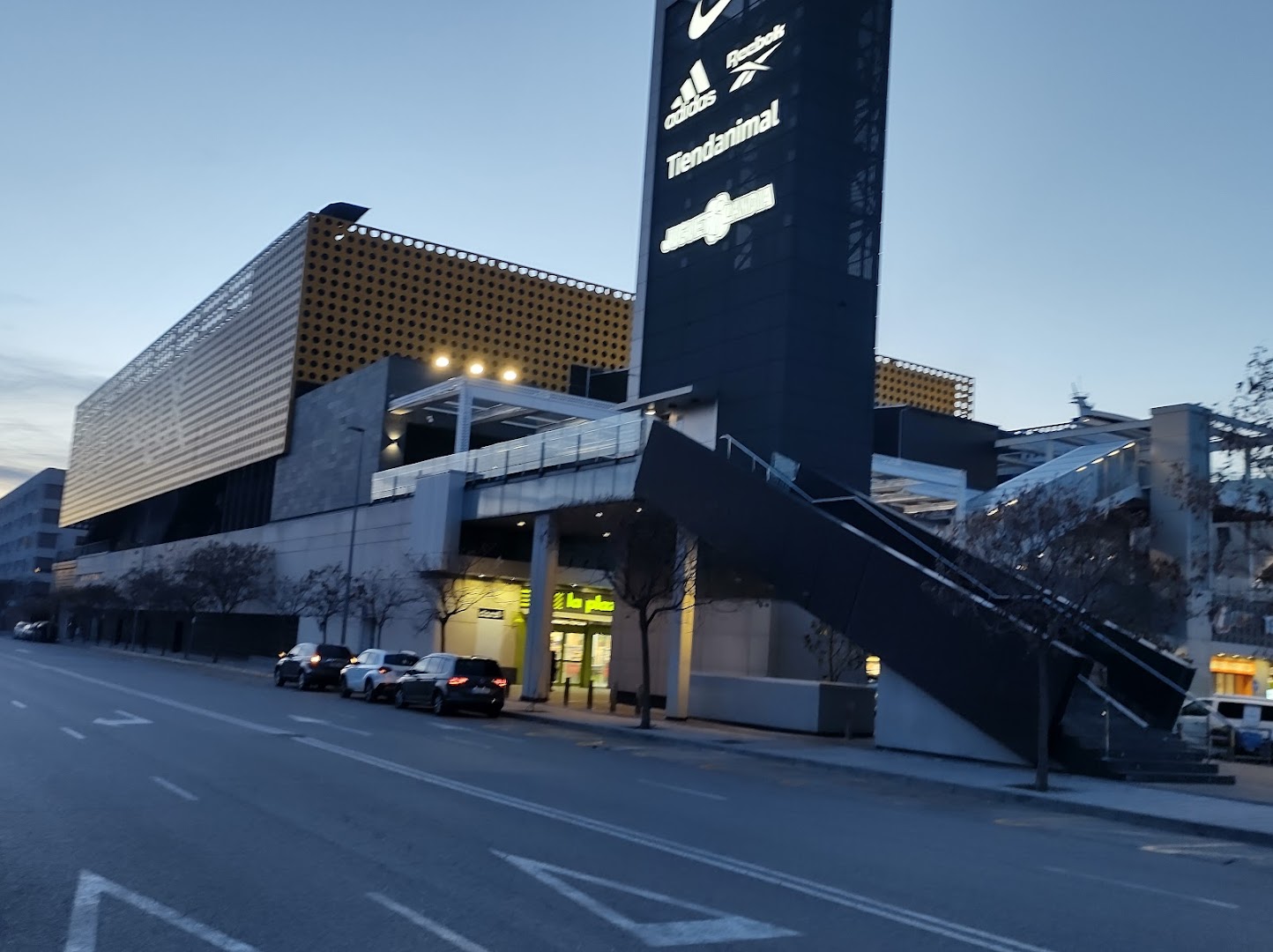 Alegra Parque Comercial y de Ocio