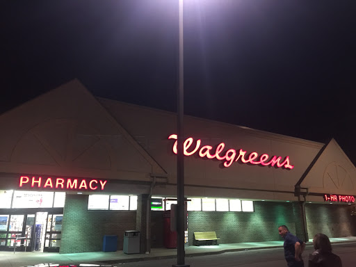 Walgreens, 5400 Pearl Rd, Parma, OH 44129, USA, 