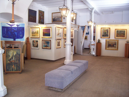 Galería de Arte Portón de San Pedro
