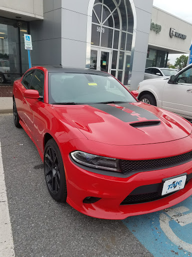 Jeep Dealer «Tate Chrysler Jeep Dodge Frederick», reviews and photos, 5629 Buckeystown Pike, Frederick, MD 21704, USA