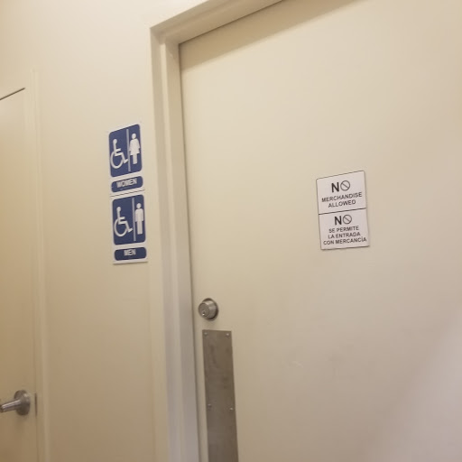 Shoe Store «Famous Footwear», reviews and photos, 1665 Olentangy River Rd, Columbus, OH 43212, USA