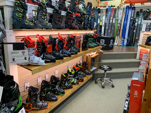 Sporting Goods Store «Peter Glenn Ski & Sports», reviews and photos, 2901 W Oakland Park Blvd, Fort Lauderdale, FL 33311, USA