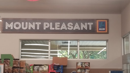 Supermarket «ALDI», reviews and photos, 613 Johnnie Dodds Blvd, Mt Pleasant, SC 29464, USA