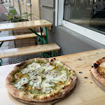 Photo n°2 de l'avis de Thor.c fait le 18/08/2022 à 09:22 sur le  Cheers Kiez Pizza Kiosk à Berlin