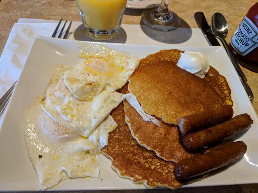 Shopping Mall «Williamsburg Crossing Shopping Center», reviews and photos, 5235 John Tyler Hwy, Williamsburg, VA 23185, USA