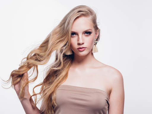 Beauty Salon «Illusion Unlimited Salons Broadview Hts.», reviews and photos, 1100 W Royalton Rd, Cleveland, OH 44147, USA