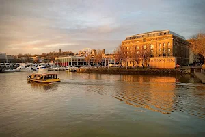 Arnolfini Arts image