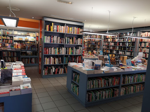 Librairie Chantelivre à Issy à Issy-les-Moulineaux