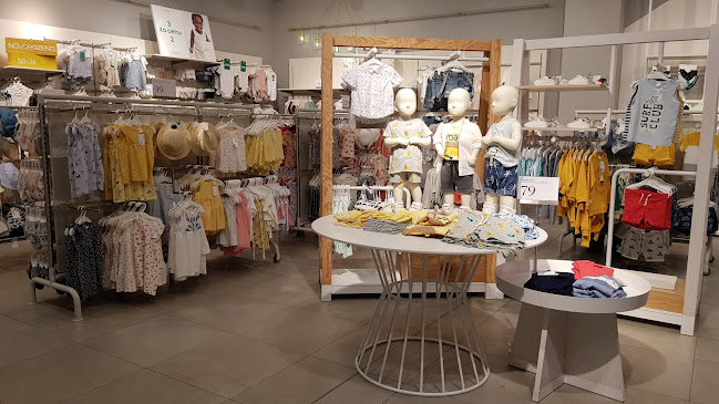 H & M Hennes & Mauritz CZ, s.r.o. - Olomouc