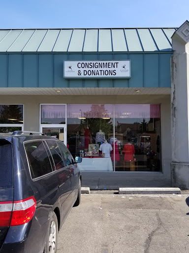 Thrift Store «Reynoldsburg Thrift Shop», reviews and photos, 7125 E Main St, Reynoldsburg, OH 43068, USA