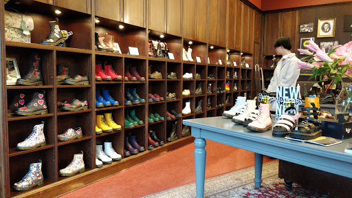 Boots & Shoes Berlin