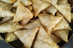 Shreeji Navtad Na Samosa image