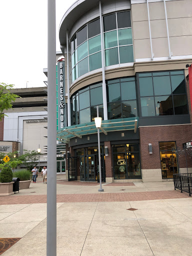Book Store «Barnes & Noble», reviews and photos, 100 Greyrock Pl, Stamford, CT 06901, USA
