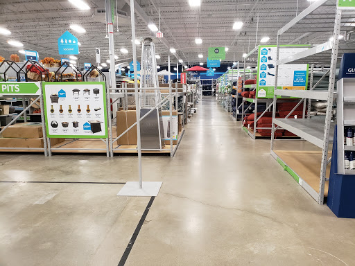 Home Goods Store «At Home», reviews and photos, 1072 W Mercury Blvd, Hampton, VA 23666, USA