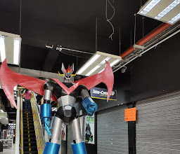 Metro Plaza Zapata photo