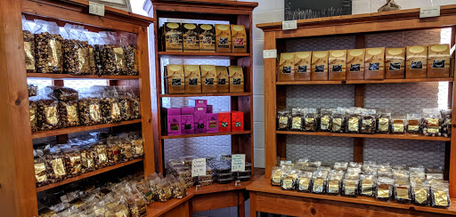 Farm «Pacific Hazelnut Farms & Candy Factory», reviews and photos, 14673 Ottaway Rd NE, Aurora, OR 97002, USA