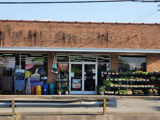 Saunders Ace Hardware, 202 Piedmont St, Reidsville, NC 27320, USA, 