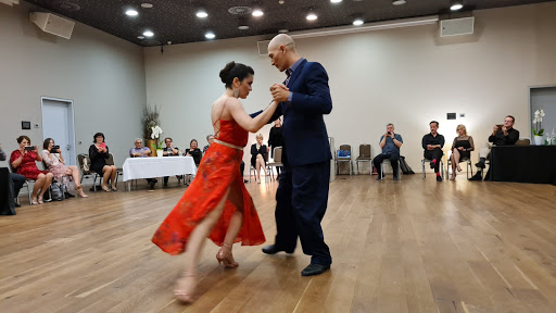Centers to learn tango in Prague