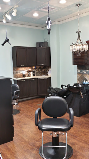 Beauty Salon «M Studio Hair Salon», reviews and photos, 3099 College Park Dr #140, Conroe, TX 77384, USA