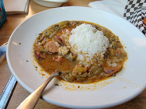 Seafood Restaurant «Blow fly inn», reviews and photos, 1201 Washington Ave, Gulfport, MS 39507, USA