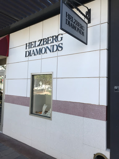 Jewelry Store «Helzberg Diamonds», reviews and photos, 2174 E Williams Field Rd #110, Gilbert, AZ 85296, USA