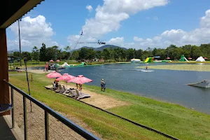 Cairns Wake Park image