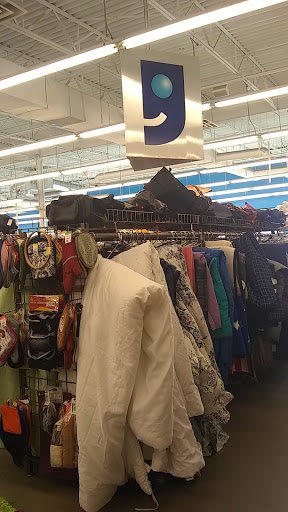 Thrift Store «San Luis Goodwill Retail Store & Donation Center», reviews and photos