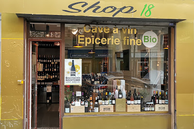 Shop 18 à Paris