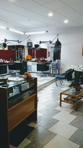Apunto Peluquería Unisex. en Cuenca, Cuenca